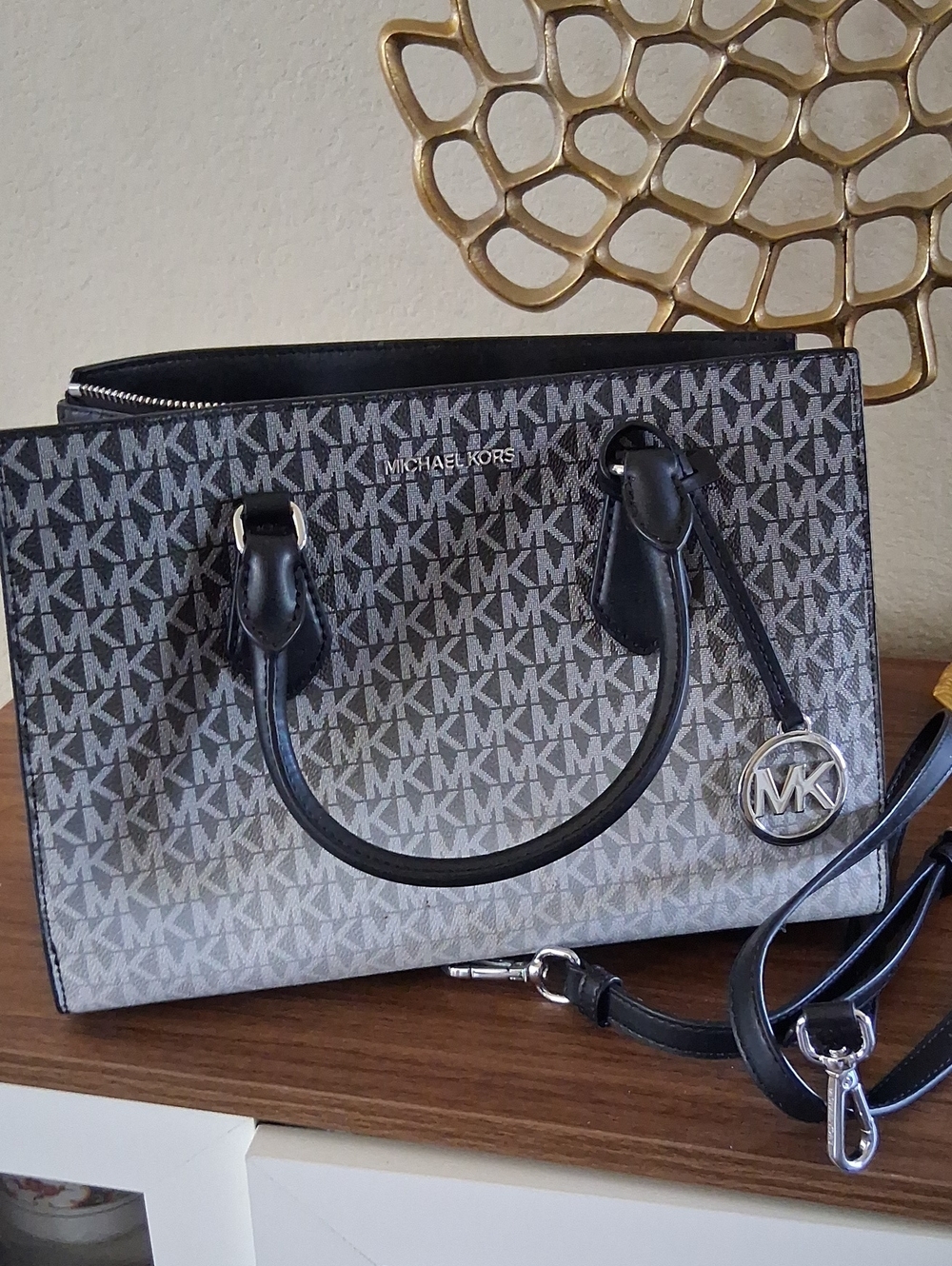 EUC Michael Kors Black and Gray Ombre MK Logo Tote/ Crossbody